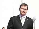 Valdis Dombrovskis: Mažindama PVM Latvijos vyriausybė pasirašytų susitarimą su mažmenininkais